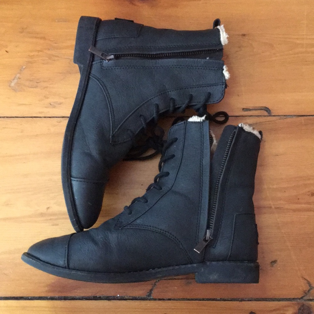 TOMS Women’s Alpa Boots
